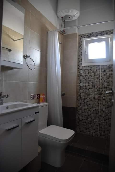 Family Apartments 4 Lechaio Luaran gambar